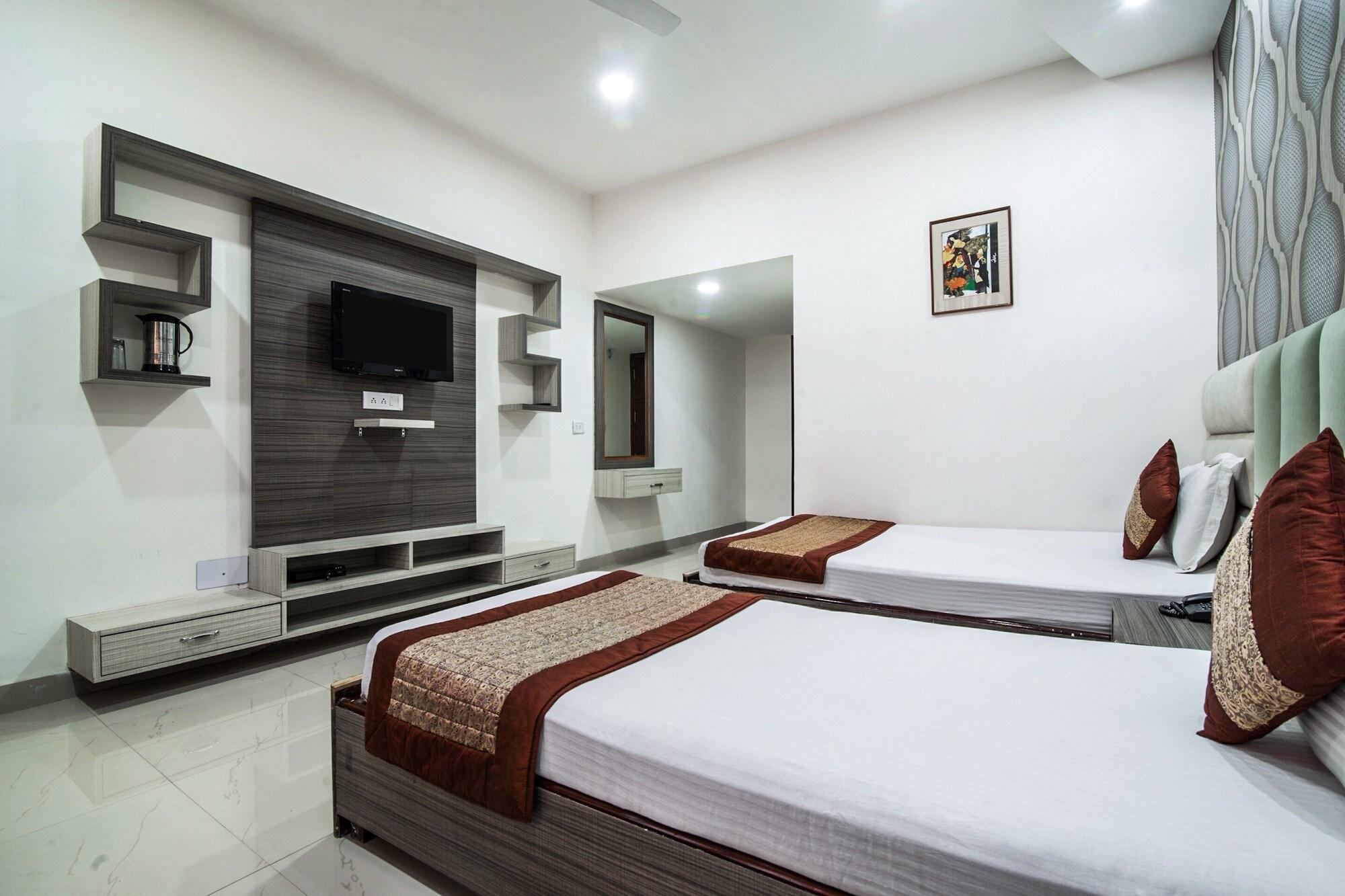 A New Delhi Hotel Orchid Garden Dış mekan fotoğraf
